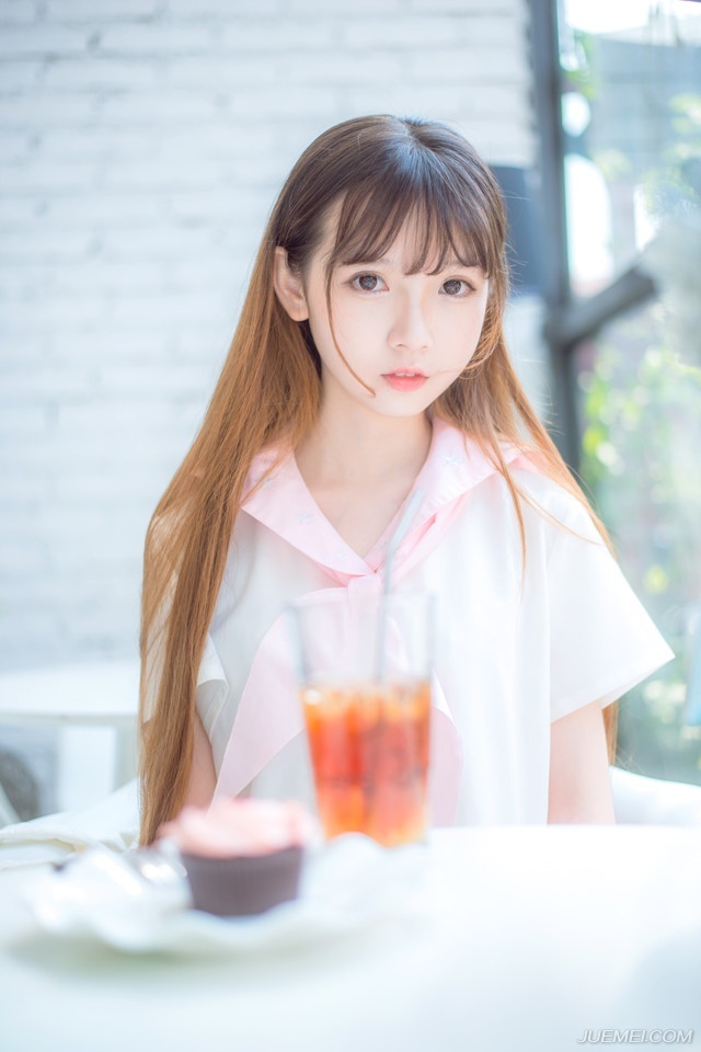 厌无事不烧香，有事上门还不烧香。无事不烧香，那是觉得自己人不要客气;有事上门不烧香，那是觉得他倒霉，你不帮他?你敢不帮他?